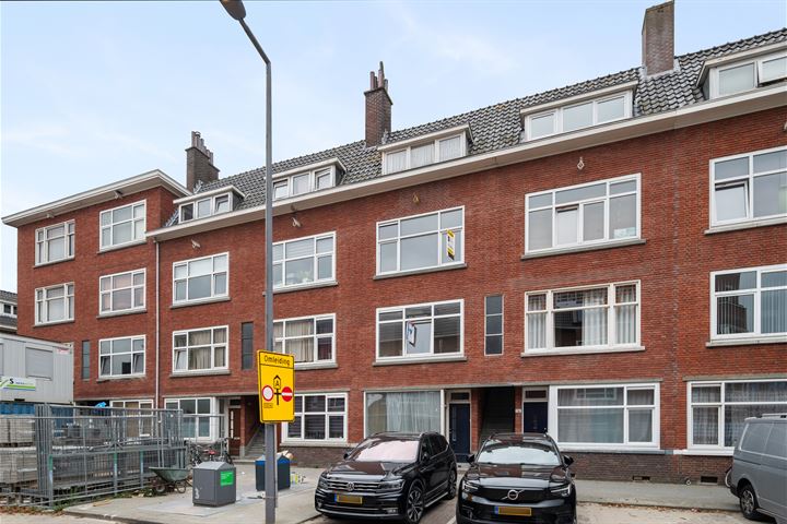 Bas Jungeriusstraat 74C in Rotterdam Foto