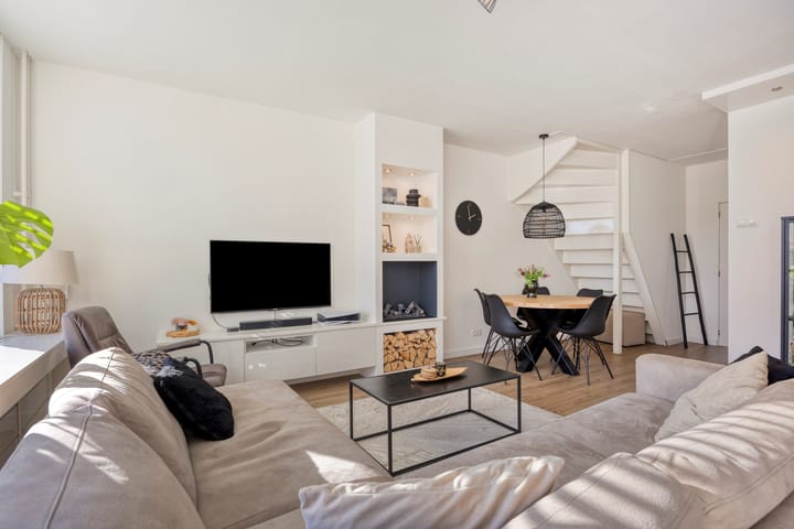 Photo of property Batavierlaan 5, Nieuwerkerk aan den IJssel