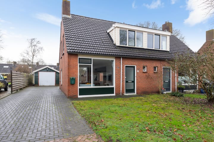 Photo of property Beatrixstraat 12, Zeijen