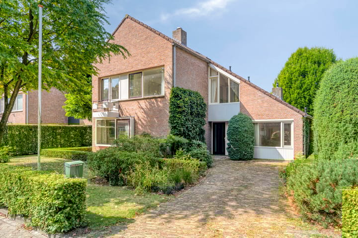 Photo of property Beatrixstraat 17, Bakel