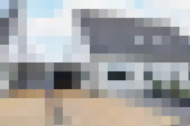 Beckrypleane 25 Menaam thumbnail 14