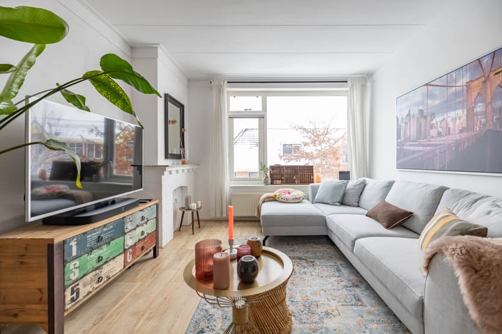 Bedumerstraat 178 en Groningen foto