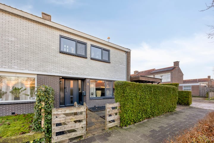 Photo of property Beek 11, Assen