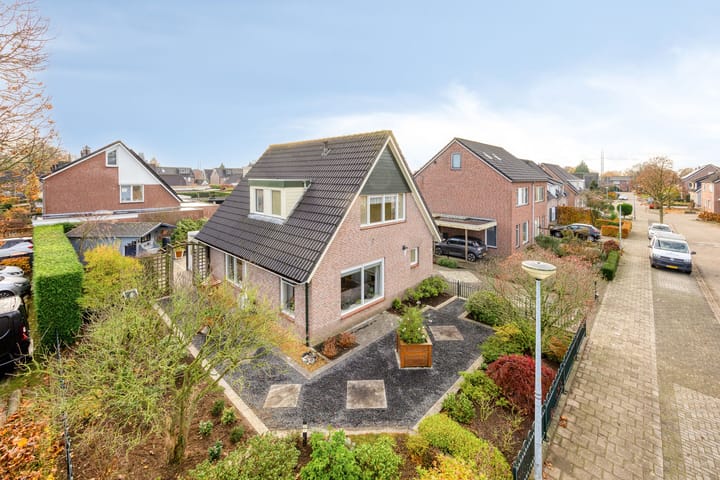 Beethovenlaan 35 dans Etten photo