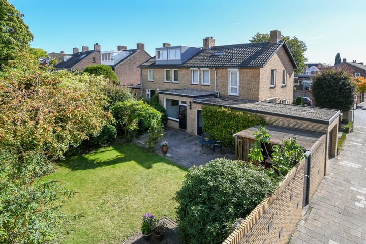 Begijnenhofstraat 18 in Weert foto