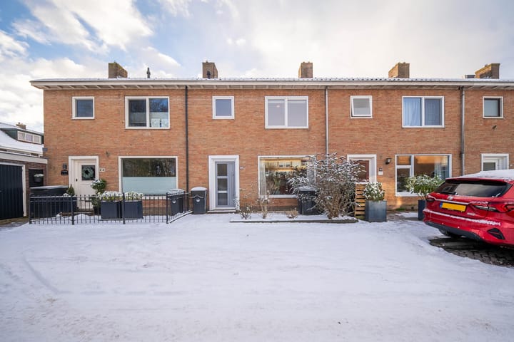 Photo of property Begoniastraat 42, Leeuwarden