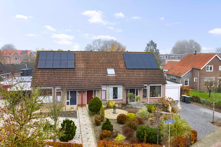 Begoniastraat 8 in Olst foto