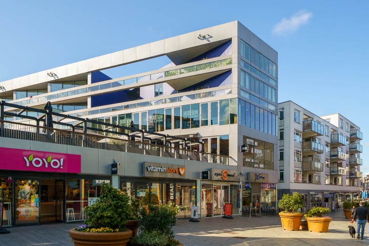 Belfort 90 en Almere foto