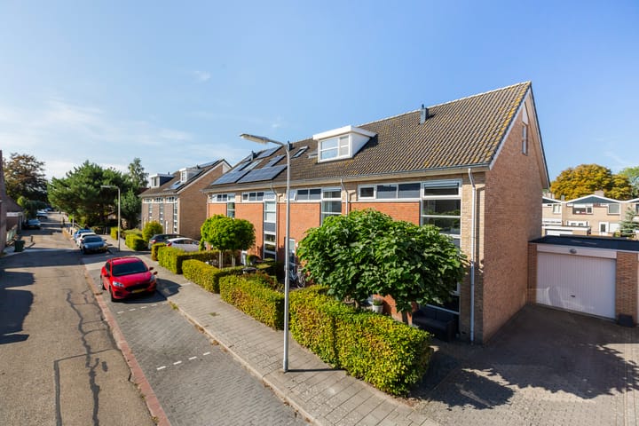 Beneden Nieuwstraat 17 in Westmaas Foto