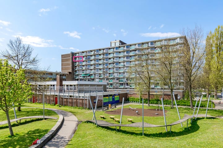 Beneluxlaan 517 in Heemskerk foto