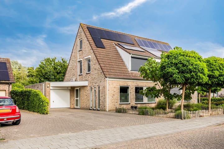 Beneluxstraat 122 en Sas van Gent foto