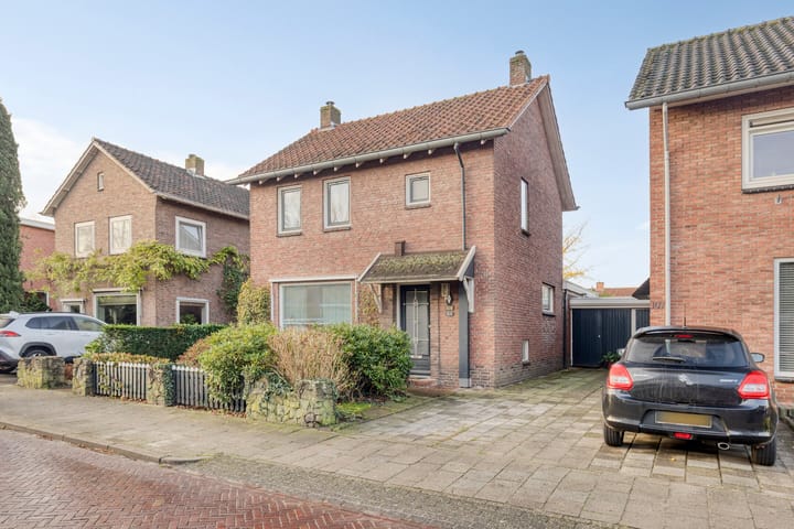 Bentinckstraat 105 en Oldenzaal foto