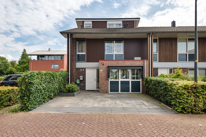 Bep van Klaverenstraat 35 in Hoofddorp foto