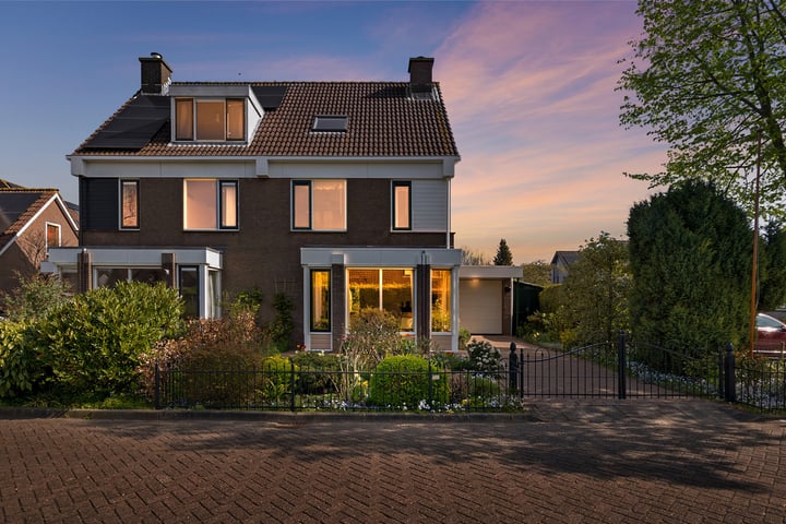 Bereklauw 23 en Monnickendam foto