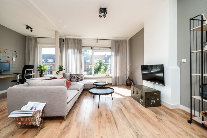 Bergselaan 293C in Rotterdam Foto