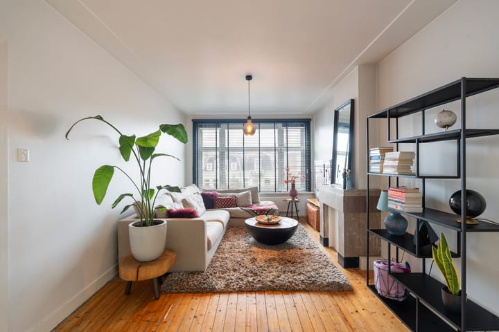 Bergweg 69B in Rotterdam photo