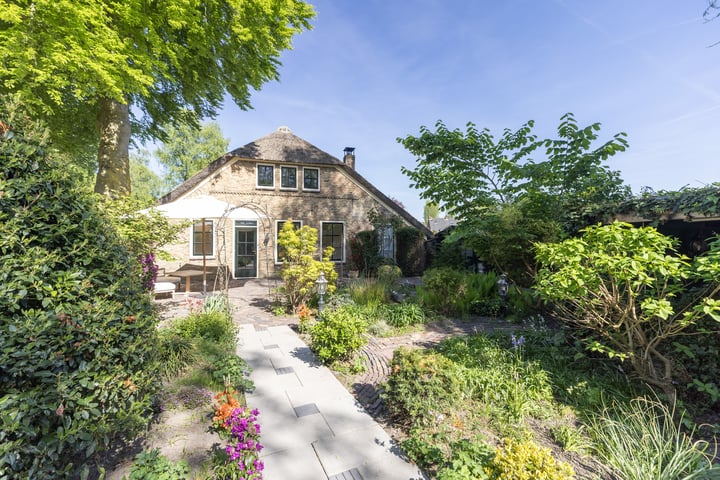 Berkenlaantje 2a en Laren foto