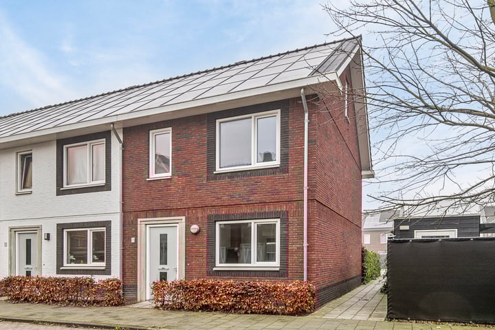 Berlinstraat 1 in Tilburg photo