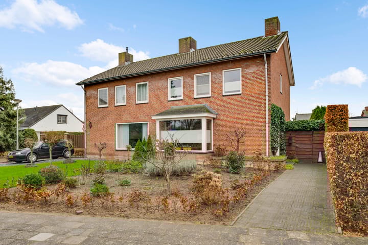 Photo of property Bernhardstraat 10, Nederweert