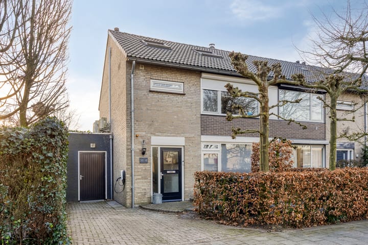 Photo of property Bernhardstraat 36, Nuenen
