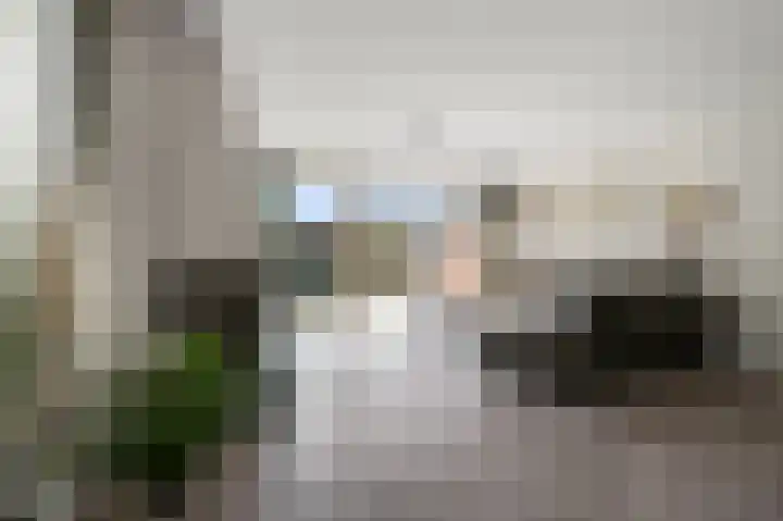 Bertram 119 Uithoorn thumbnail 4