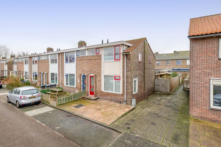 Photo of property Bestevaerstraat 24, Assendelft