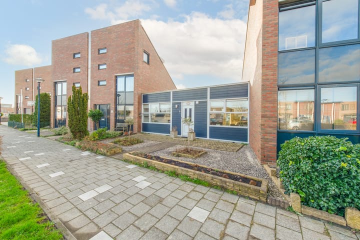 Photo of property Betje Wolfftuin 9, Heerhugowaard