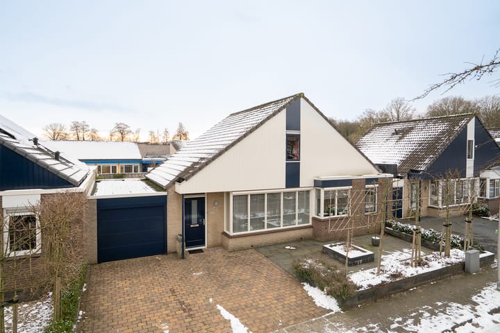 Beugelhoek 19 in Enschede photo