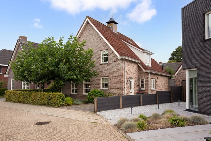 Beukenlaan 24 in Sprang-Capelle photo