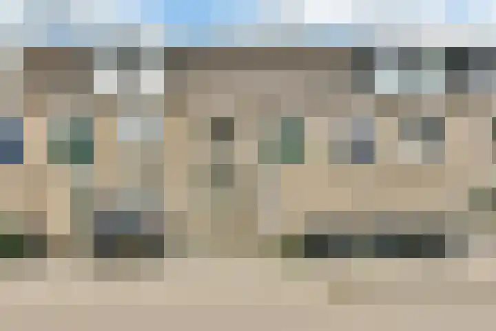 Beurtschipper 15 in Nieuw-Vennep