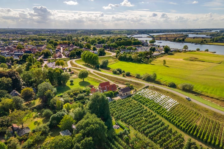 Beusichemsedijk 6 in Culemborg Foto