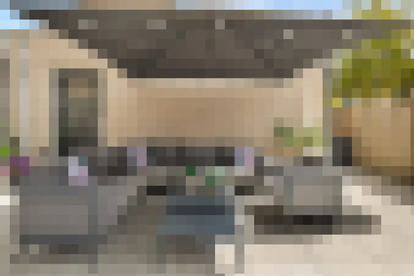 Bezeel 40 Rhoon thumbnail 34