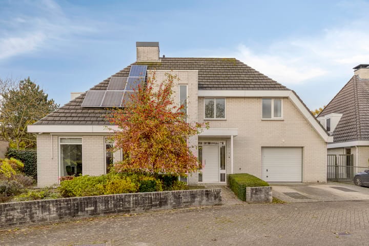 Biesven 3 en Eindhoven foto