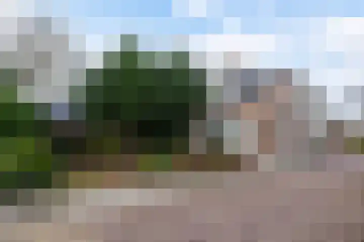 Bij 't Station 1 Dokkum thumbnail 5