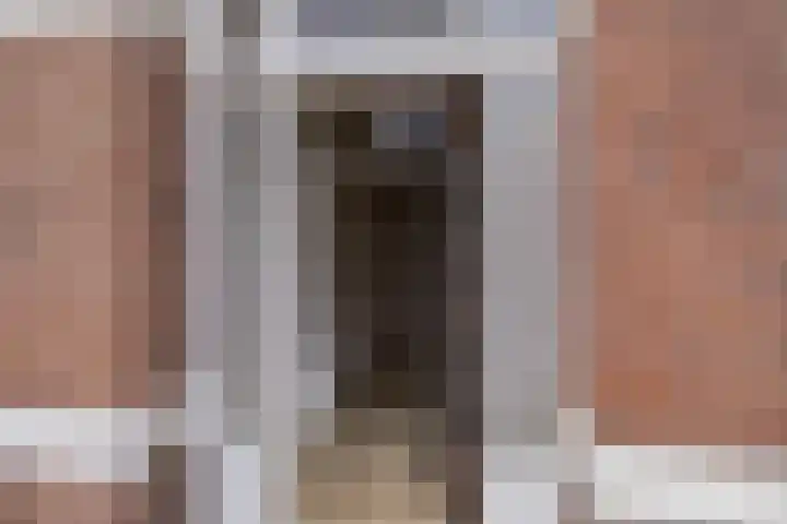 Bij 't Station 1 Dokkum thumbnail 8