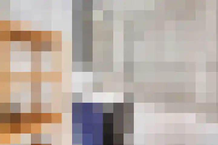 Bikkelkampplein 1 Grave thumbnail 16