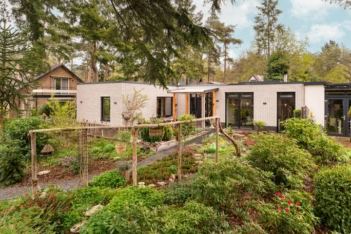 Bilderdijklaan 6 in Ermelo photo