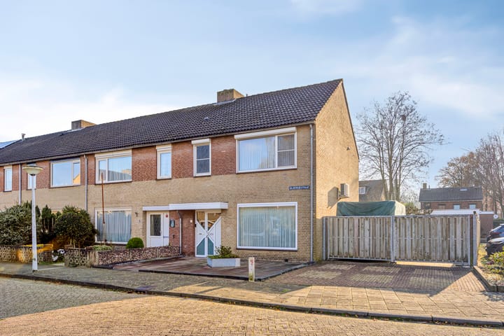 Bilderdijkstraat 1 en Rosmalen foto