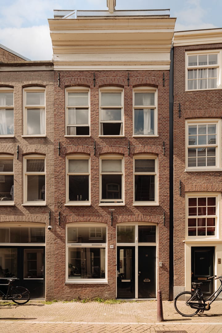 Binnen Dommersstraat 18 in Amsterdam Foto