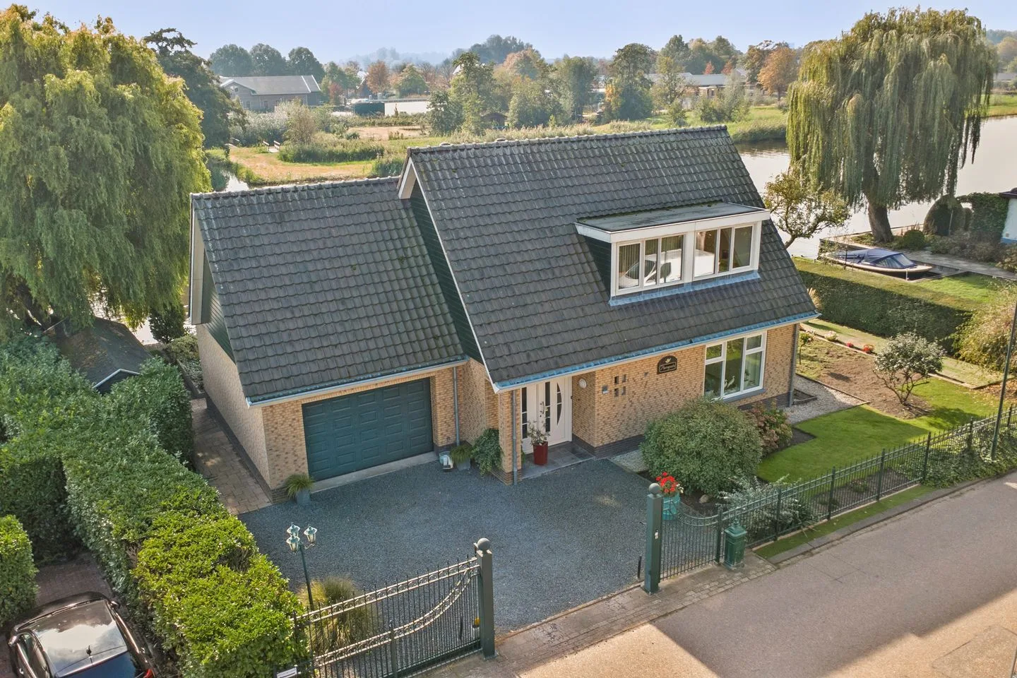 Binnendamseweg 31 Giessenburg foto 3