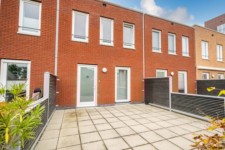 Binnendoor 18 in Waddinxveen Foto