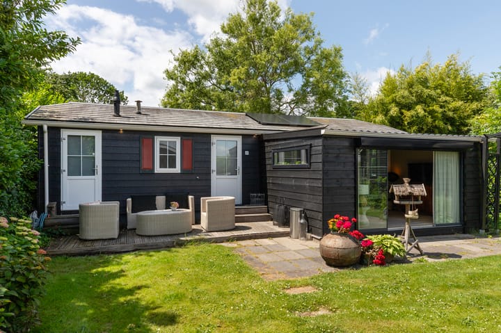 Binnenpad 33a-33 in Giethoorn Foto