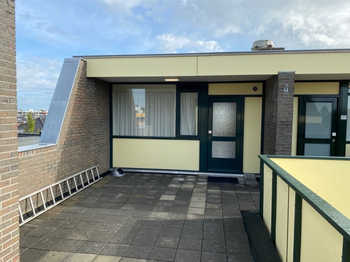 Binnensingel 15 in Delfzijl