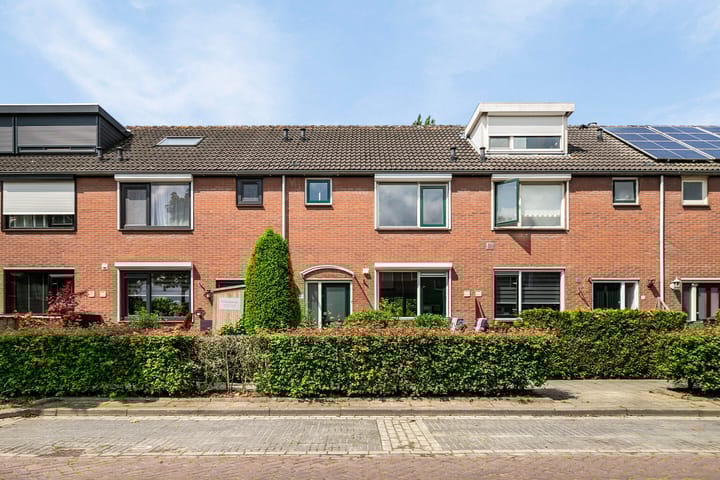 Binnensingel 73 in Strijen foto