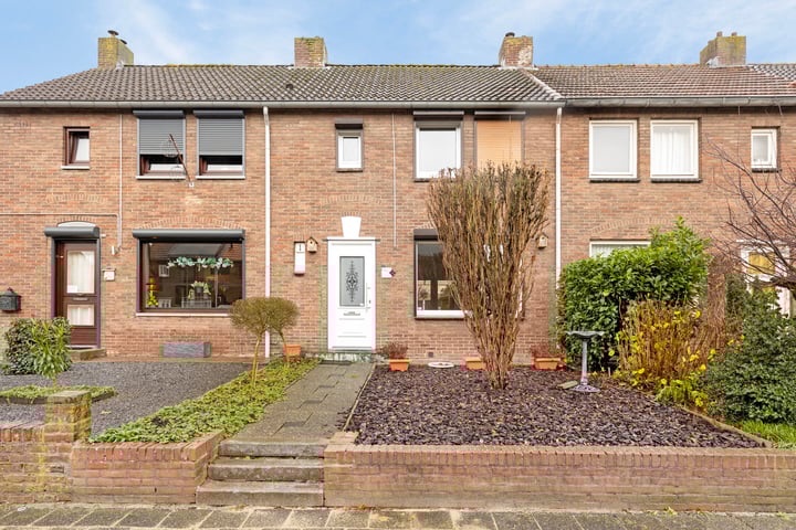 Binsveldhofstraat 12 dans Beek photo