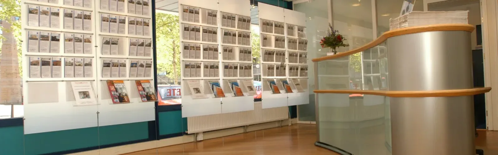 Team foto van Bisonstaete Makelaars O.G.