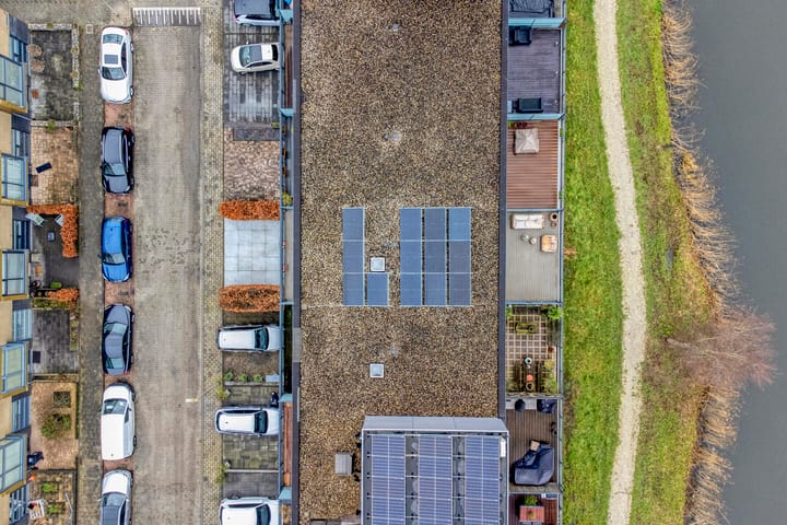 Photo of property Bisonstraat 130, Purmerend