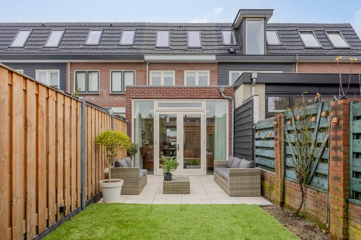 Photo of property Bisschopsweg 117, Amersfoort