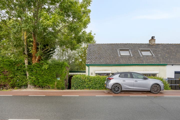 Blaaksedijk Oost 18 in Heinenoord foto