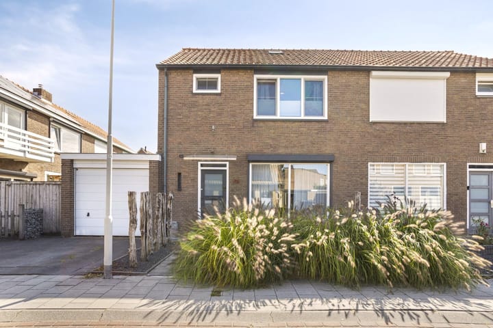 Photo of property Blaaubeenstraat 63, Goes